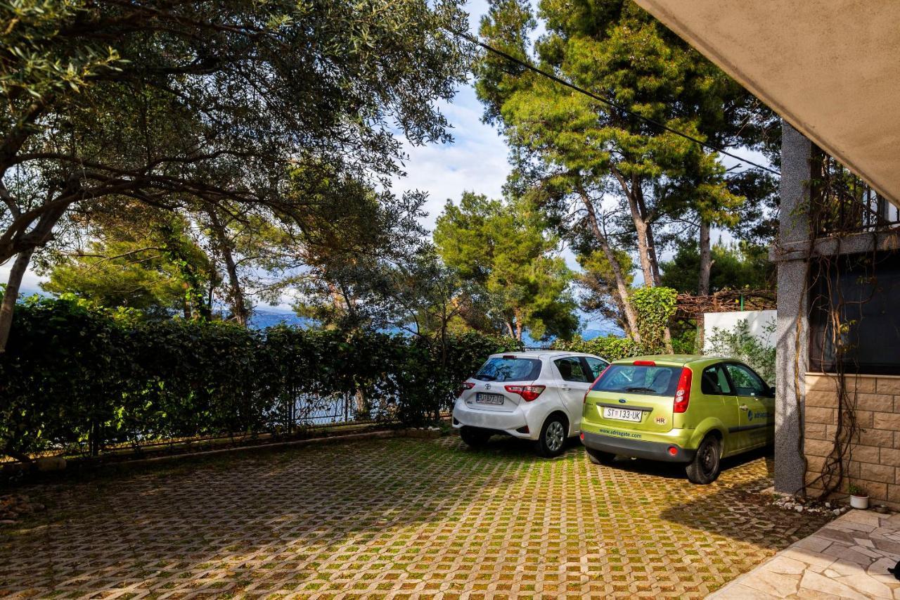 Apartment Ribica Slatine Exterior photo